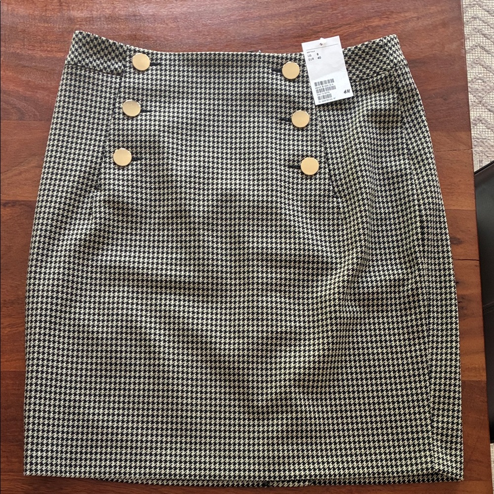 2 for $15 H&M Black and White Houndstooth Skirt with Gold Buttons